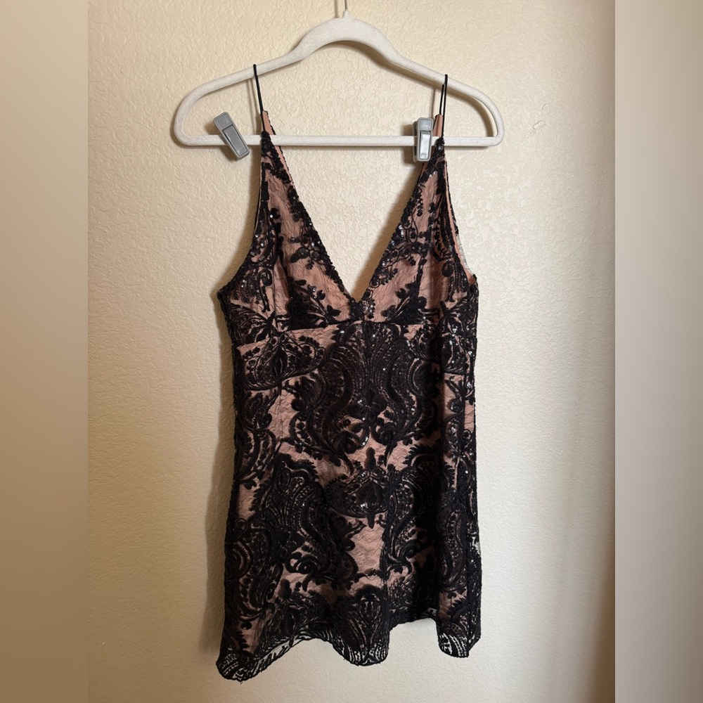 FREE PEOPLE Night Shimmers Mini Dress Sz 6 in Black Lace - Picture 3 of 6